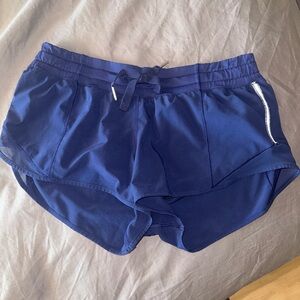 Lululemon hotty hot 2.5”